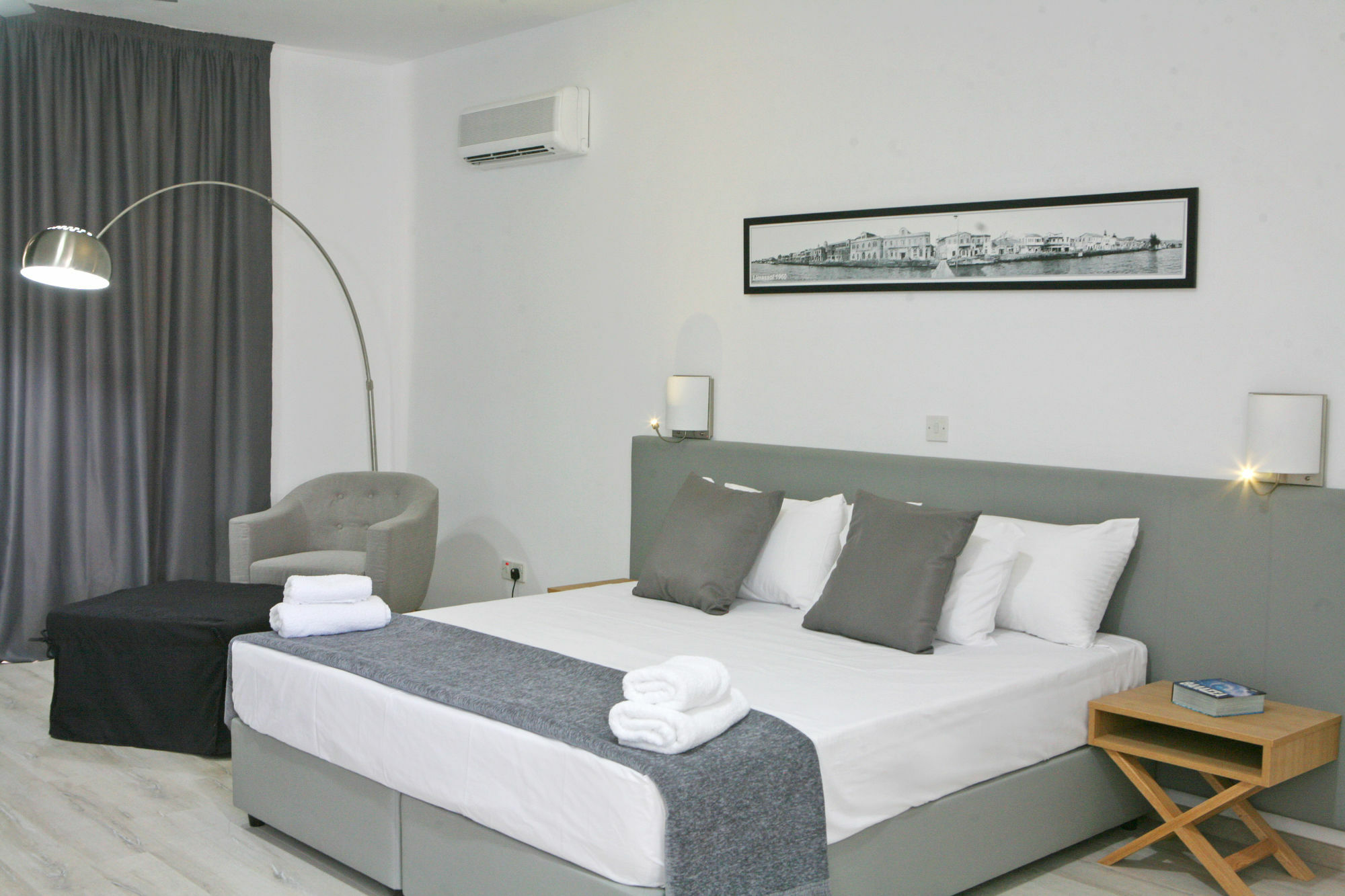 Corina Suites And Apartments Limasol Dış mekan fotoğraf